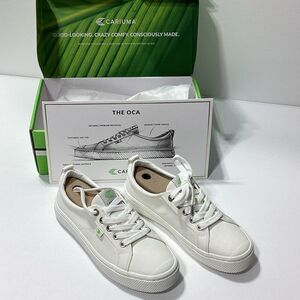 Cariuma OCA Low Off White Canvas Sneaker NIB 8.5 Women 7 Men